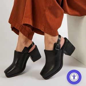 Intentionally Blank Honcho Black Mule